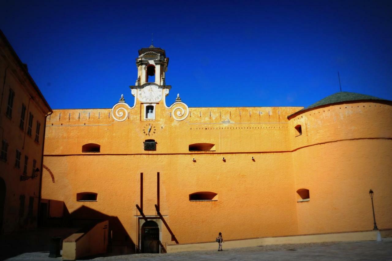 Casa Lochje Au Coeur De La Citadelle Apartamento Bastia  Exterior foto